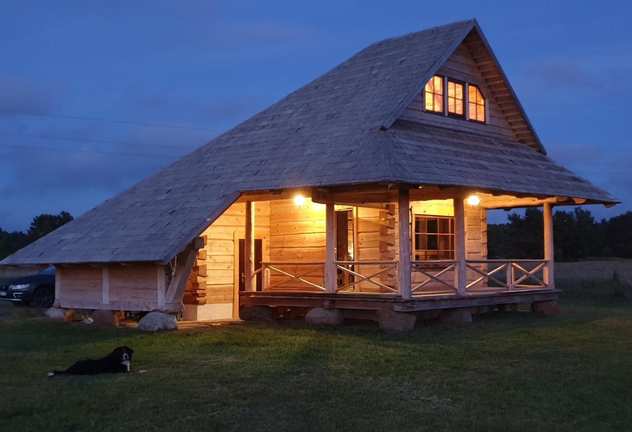 Lacu Namins/Bear House Liepāja Extérieur photo